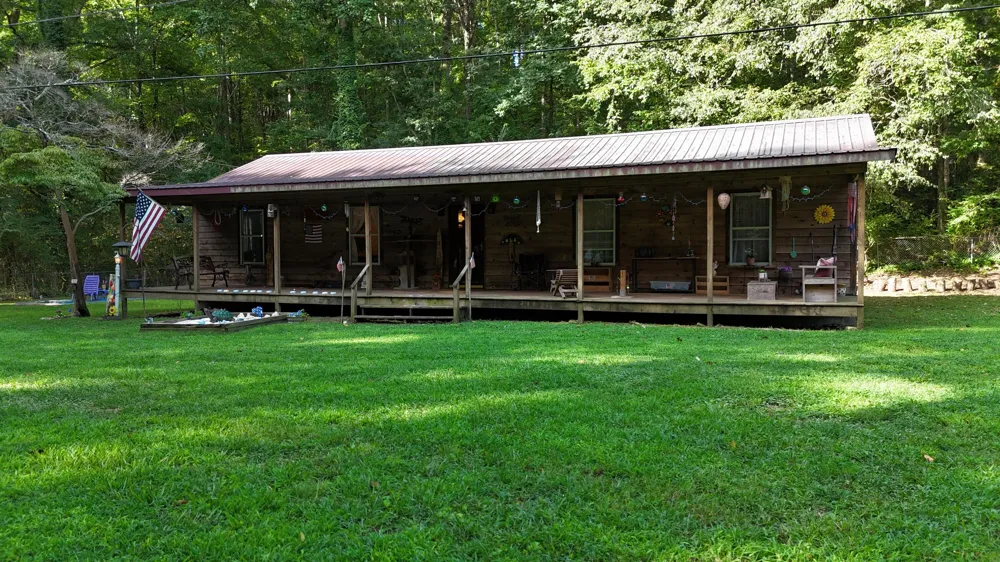 3238 Boss Road Chickamauga, GA 30707