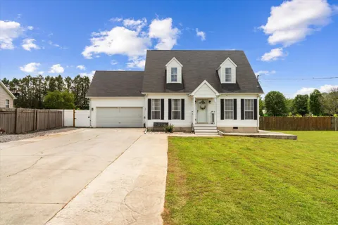 312 Mercer Drive NW
