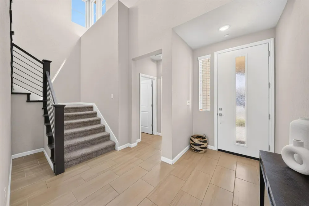 987 Groveland Avenue W Madera, CA 93636