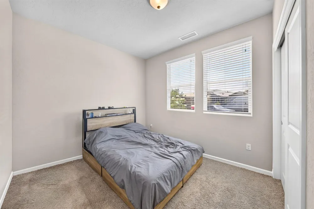 987 Groveland Avenue W Madera, CA 93636
