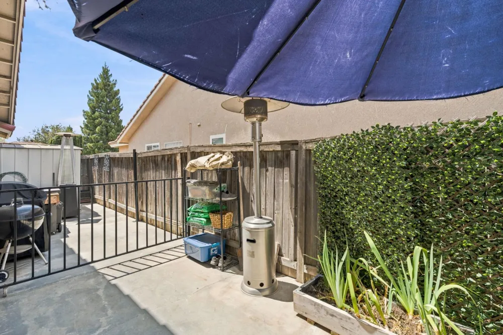 3363 Cambria Avenue Madera, CA 93637