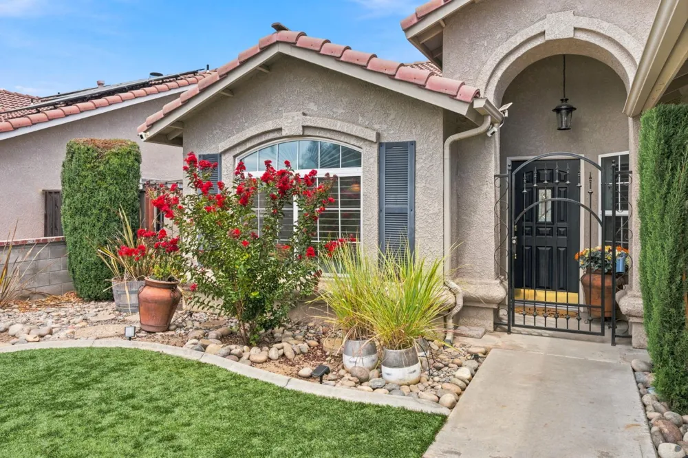 3363 Cambria Avenue Madera, CA 93637