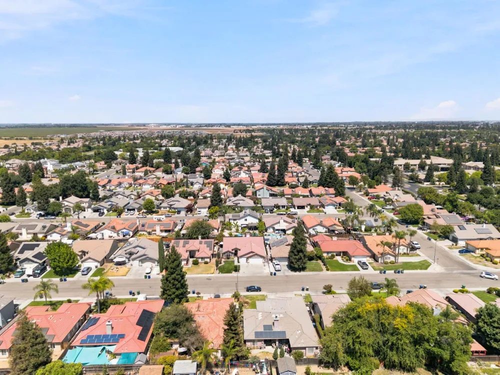 3363 Cambria Avenue Madera, CA 93637