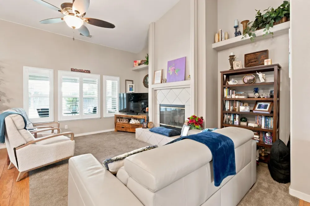 3363 Cambria Avenue Madera, CA 93637
