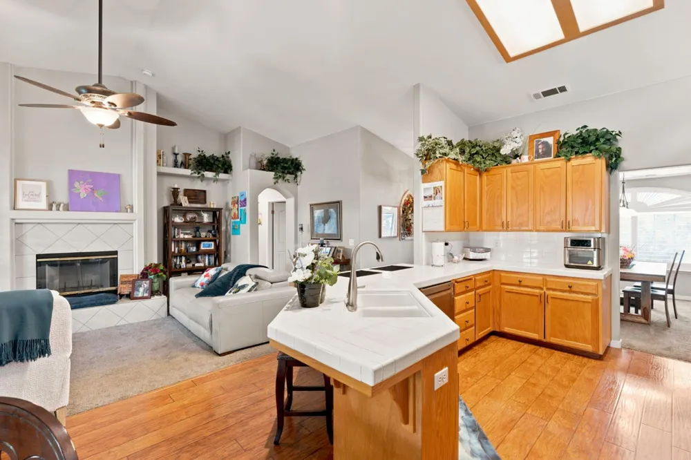 3363 Cambria Avenue Madera, CA 93637