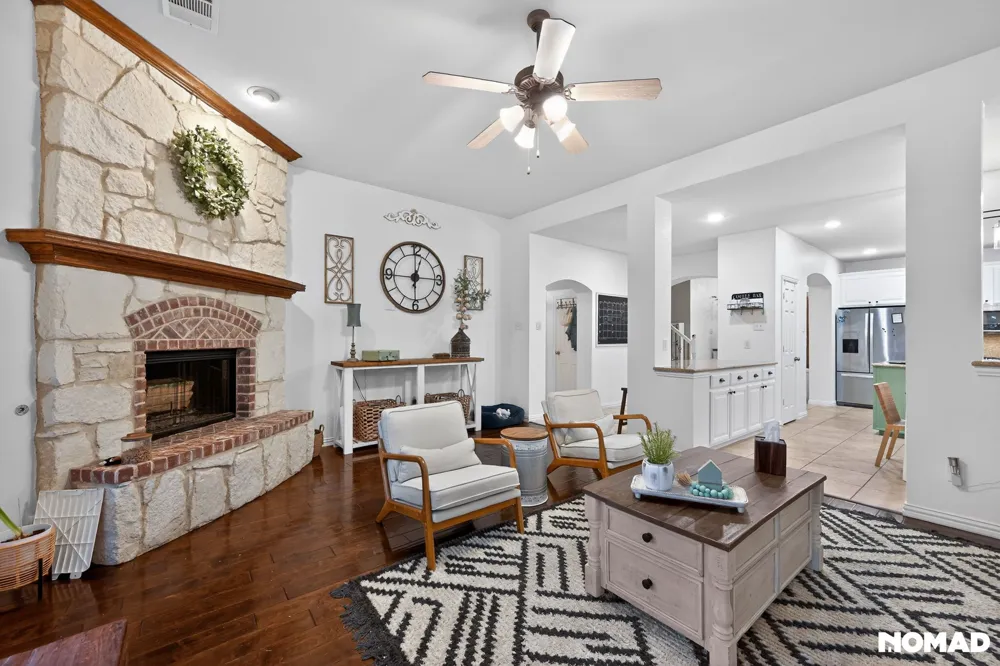 1128 Wilson Drive Lantana, TX 76226