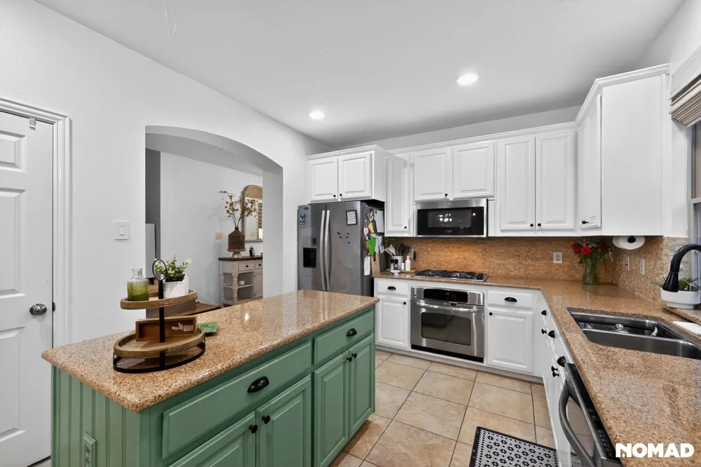 1128 Wilson Drive Lantana, TX 76226