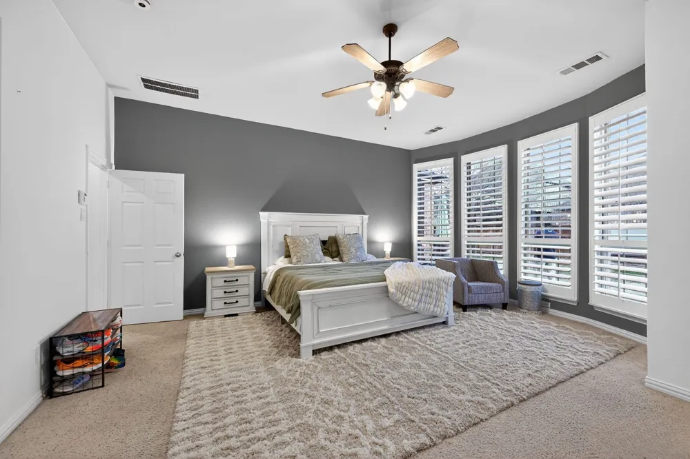 1128 Wilson Drive Lantana, TX 76226