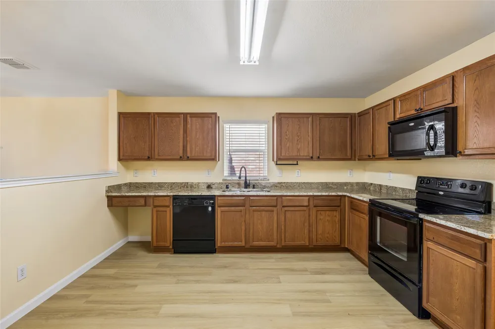 4524 Willow Rock Lane Fort Worth, TX 76244