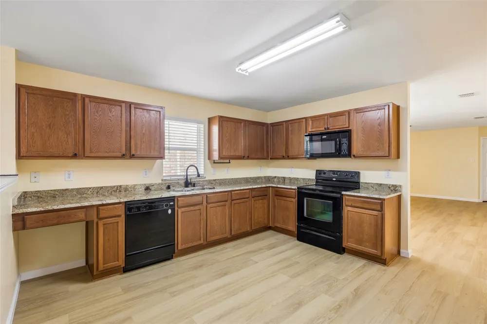 4524 Willow Rock Lane Fort Worth, TX 76244