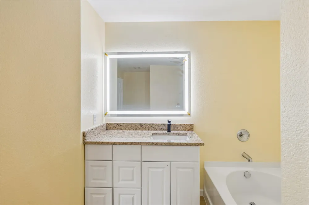 4524 Willow Rock Lane Fort Worth, TX 76244