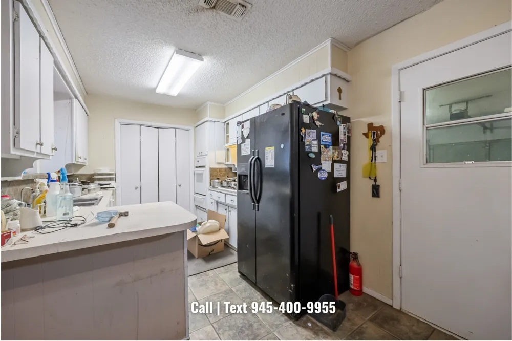 913 Redbud Street Crowley, TX 76036