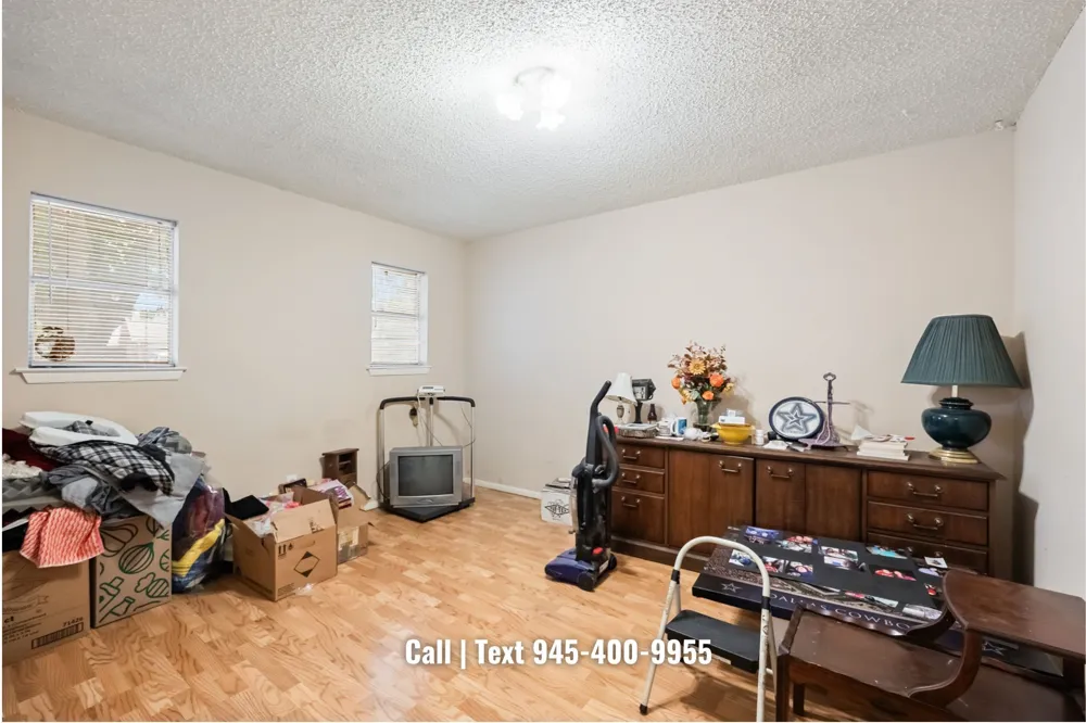 913 Redbud Street Crowley, TX 76036