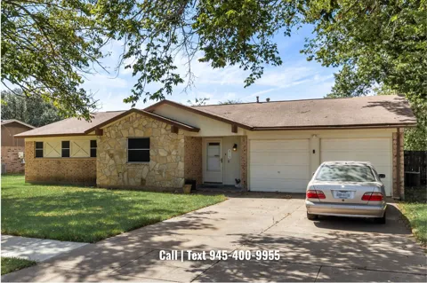 913 Redbud Street