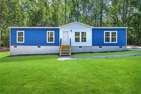 140 B Lakeshore Drive