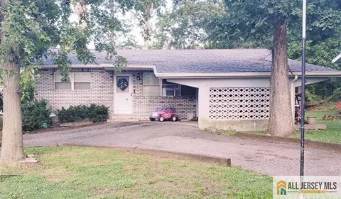 30 Caswell Avenue