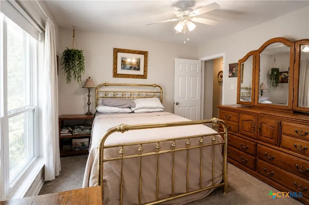 4002 Deer Trail Temple, TX 76504