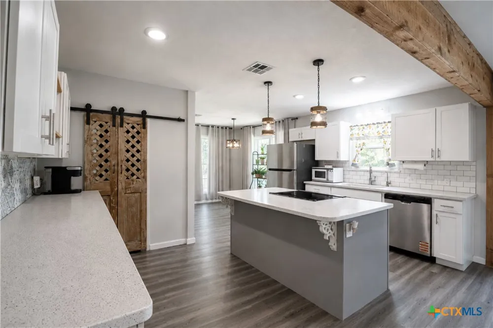4002 Deer Trail Temple, TX 76504