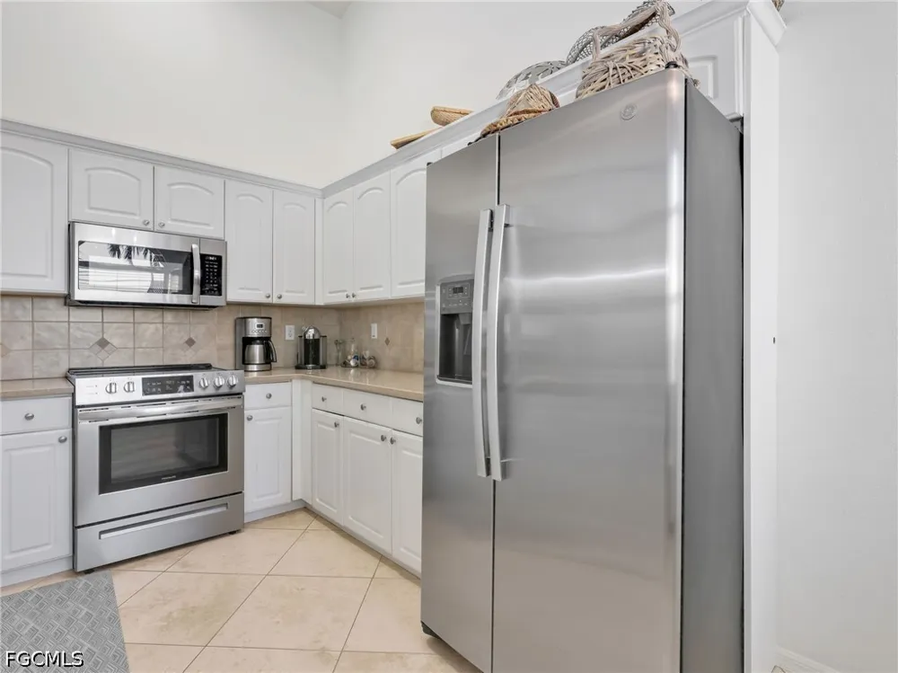 Aspen Creek Lane #201 Naples, FL 34119