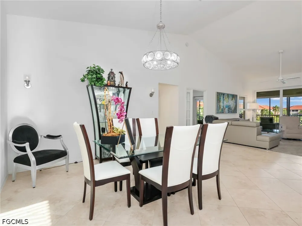 Aspen Creek Lane #201 Naples, FL 34119