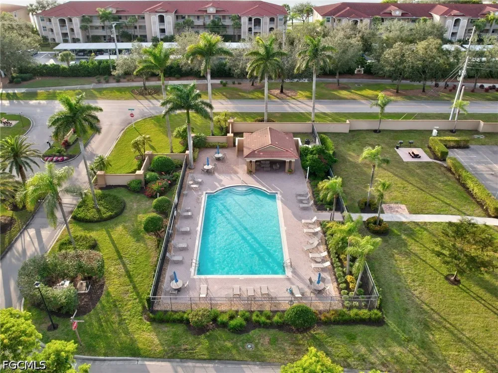 Aspen Creek Lane #201 Naples, FL 34119