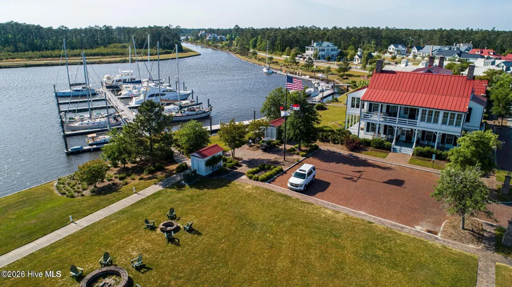 232 Oyster Point Road Oriental, NC 28571
