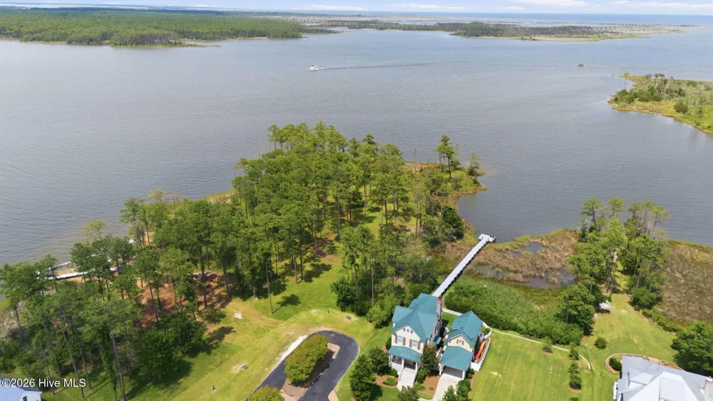 232 Oyster Point Road Oriental, NC 28571