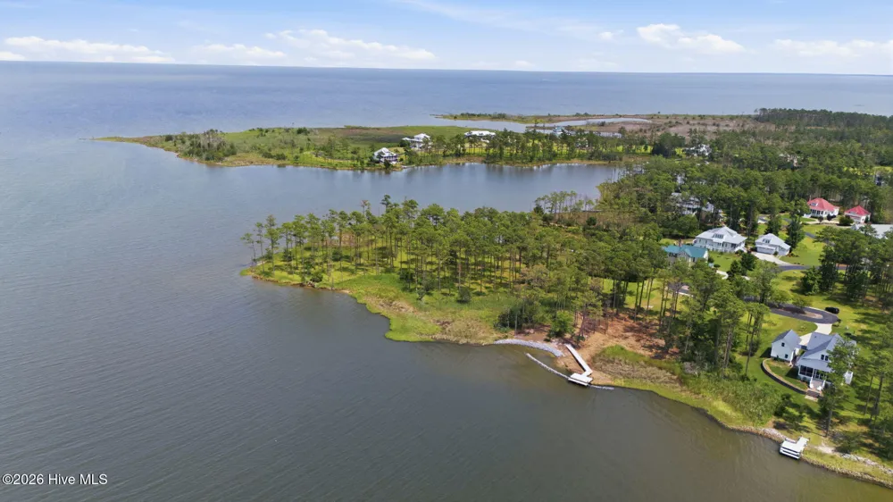 232 Oyster Point Road Oriental, NC 28571