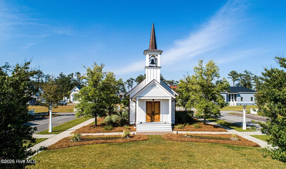 232 Oyster Point Road Oriental, NC 28571