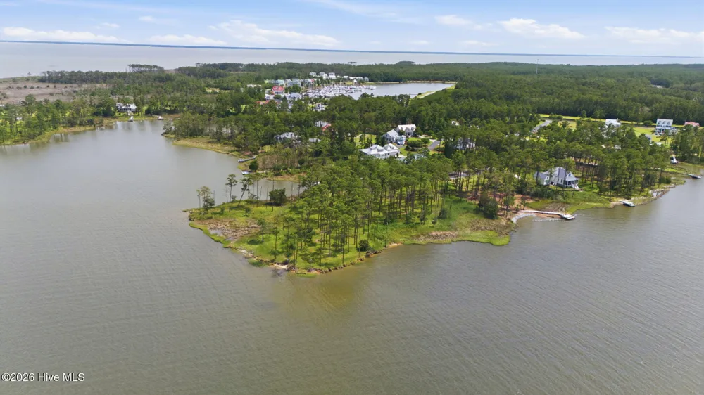 232 Oyster Point Road Oriental, NC 28571
