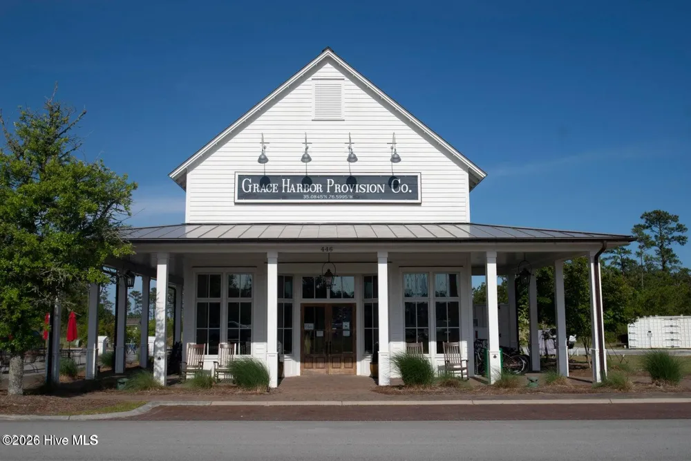 232 Oyster Point Road Oriental, NC 28571