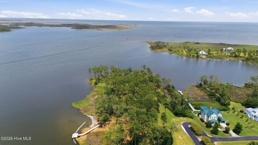 232 Oyster Point Road Oriental, NC 28571