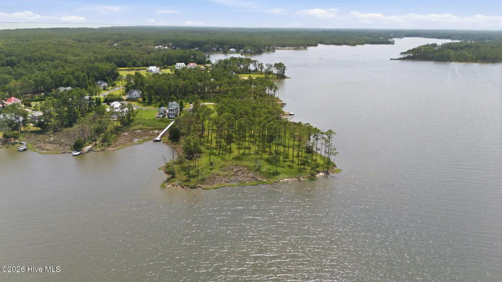 232 Oyster Point Road Oriental, NC 28571