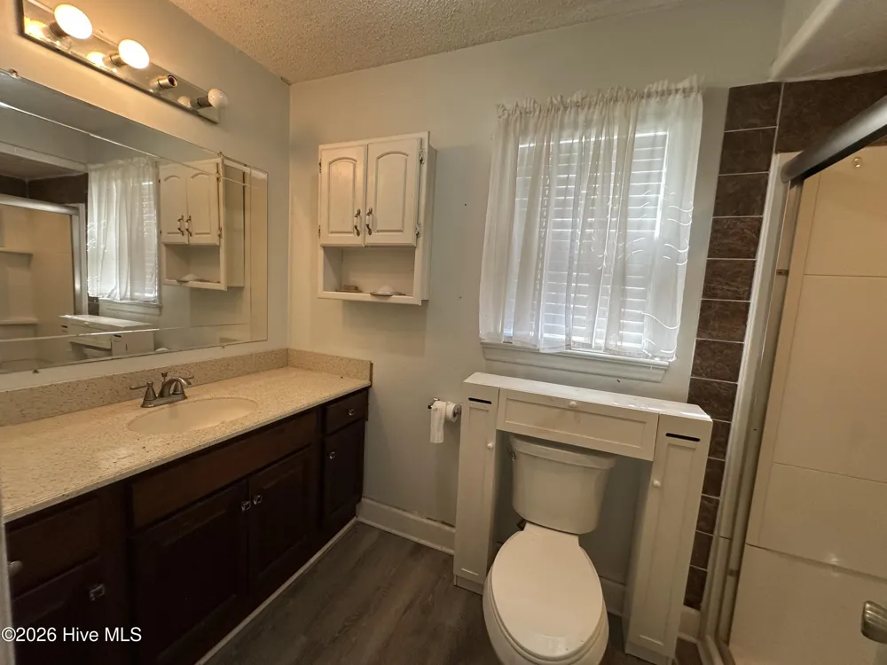 6429 River Road Washington, NC 27889