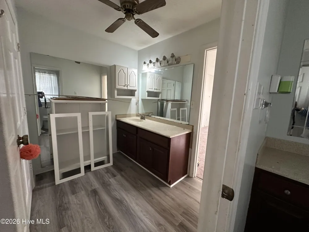 6429 River Road Washington, NC 27889