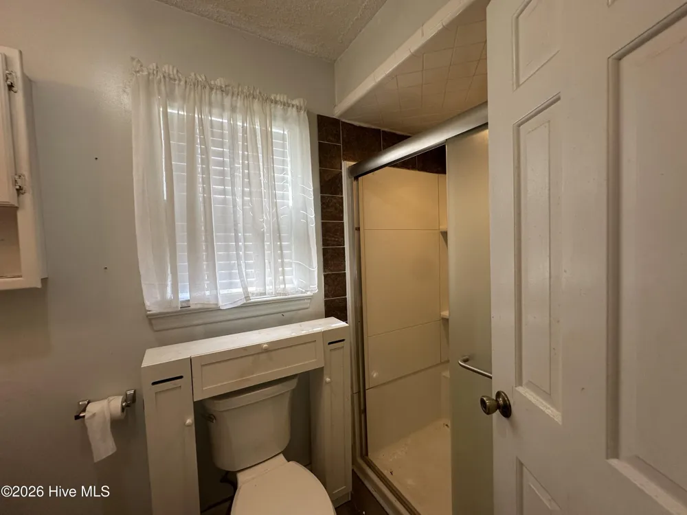 6429 River Road Washington, NC 27889