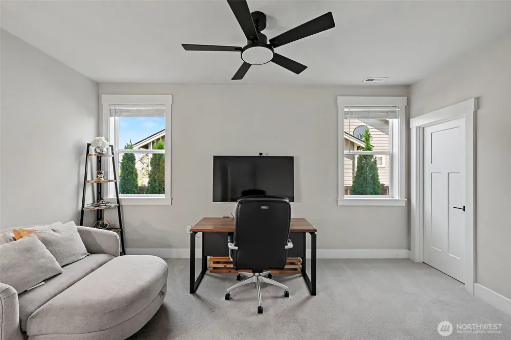 2690 Wyrick Court Enumclaw, WA 98022
