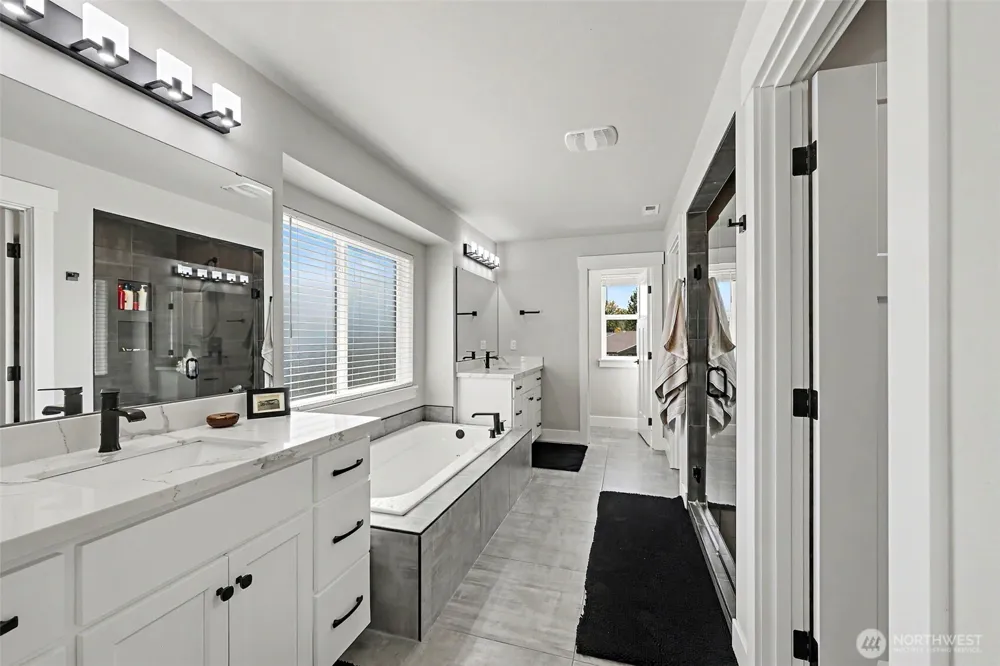 2690 Wyrick Court Enumclaw, WA 98022
