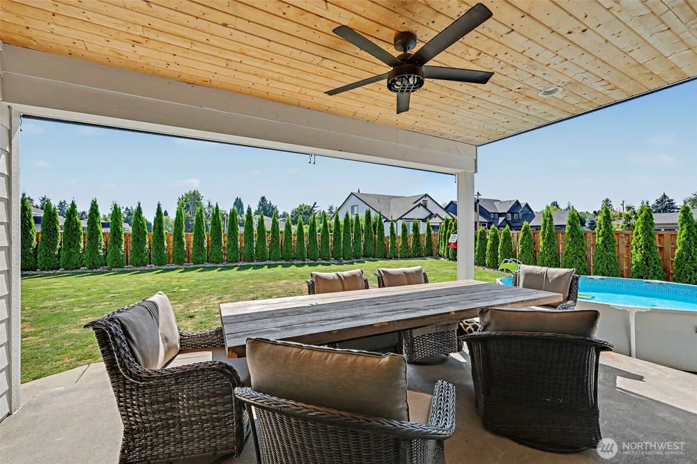2690 Wyrick Court Enumclaw, WA 98022