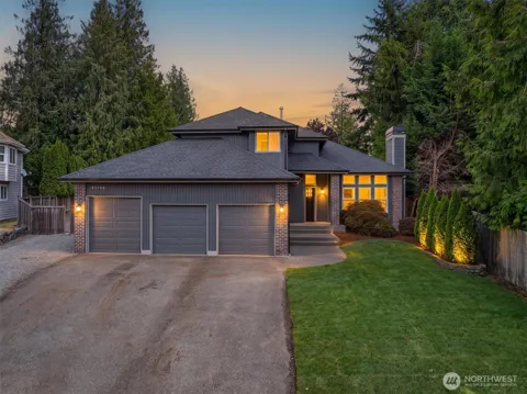 25738 215th Court SE