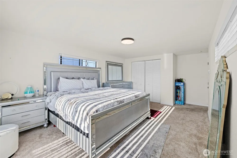 3633 E J STREET Tacoma, WA 98404