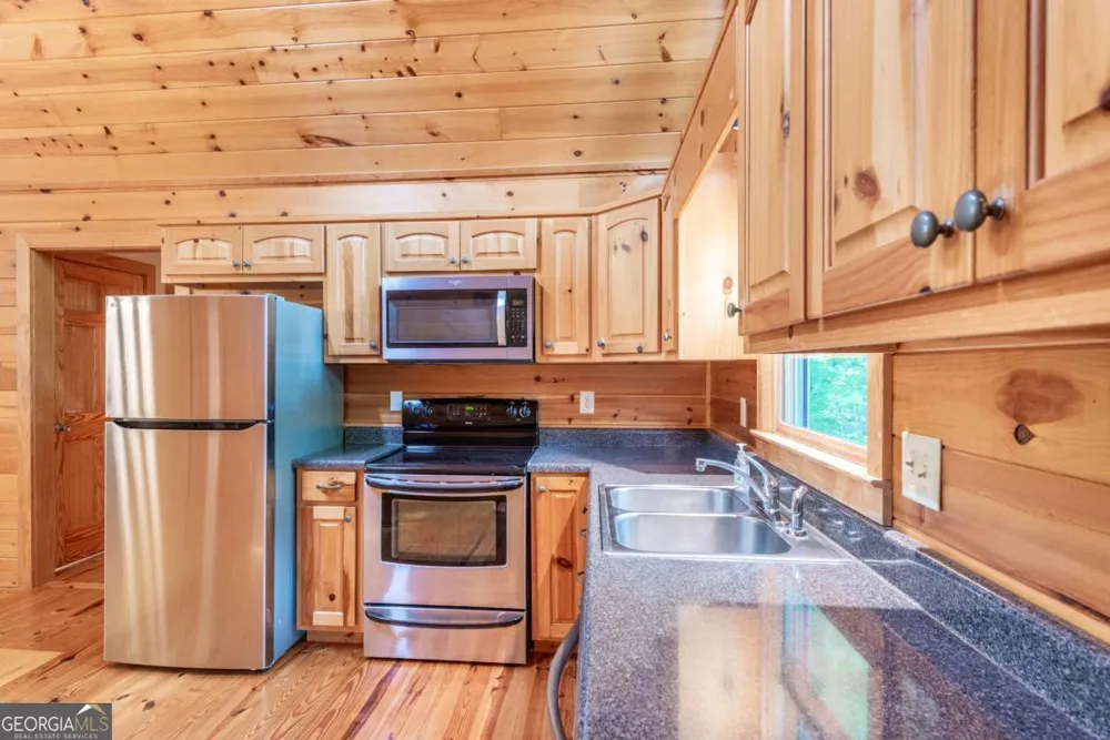 156 Modal LN Ellijay, GA 30540