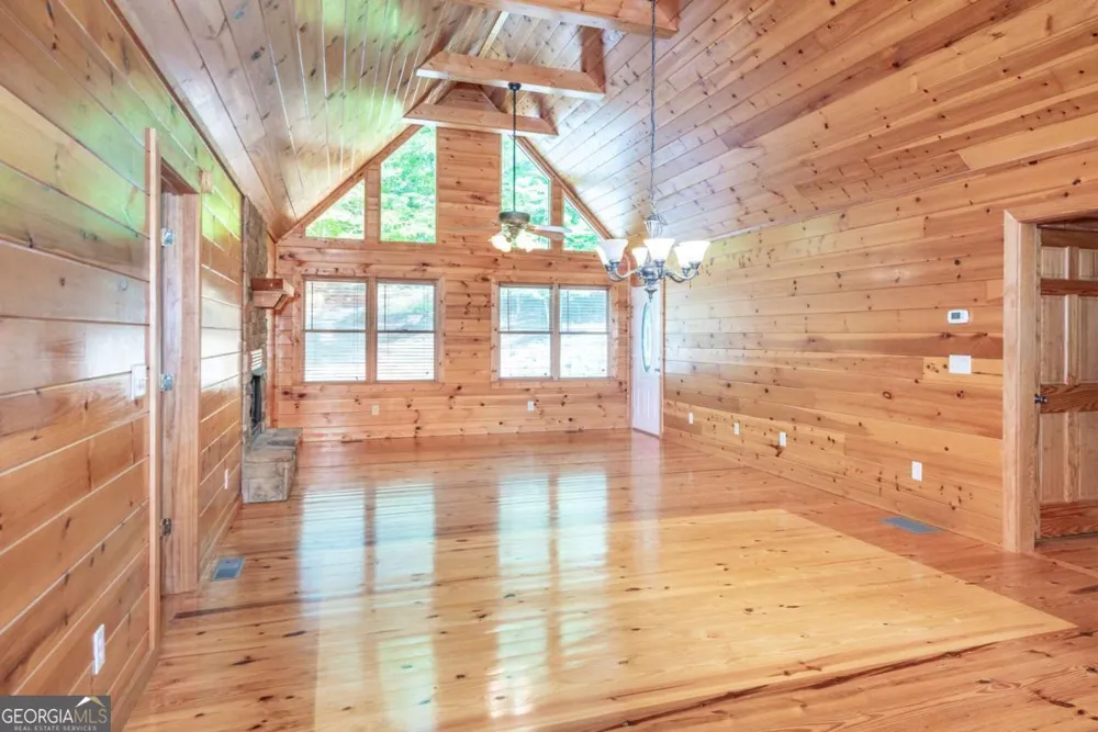 156 Modal LN Ellijay, GA 30540