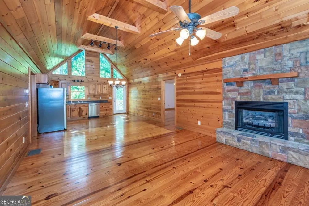 156 Modal LN Ellijay, GA 30540