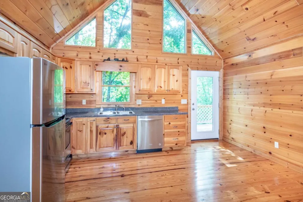 156 Modal LN Ellijay, GA 30540