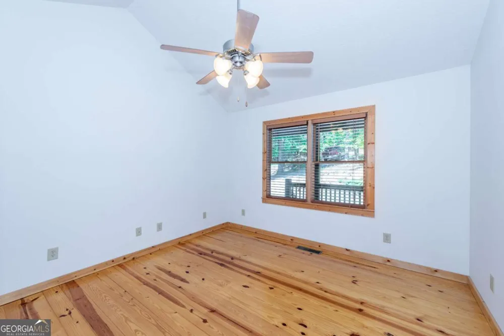 156 Modal LN Ellijay, GA 30540