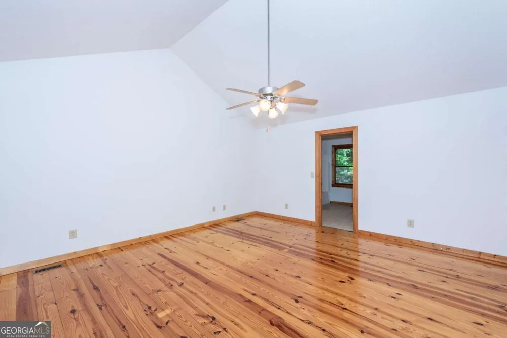 156 Modal LN Ellijay, GA 30540