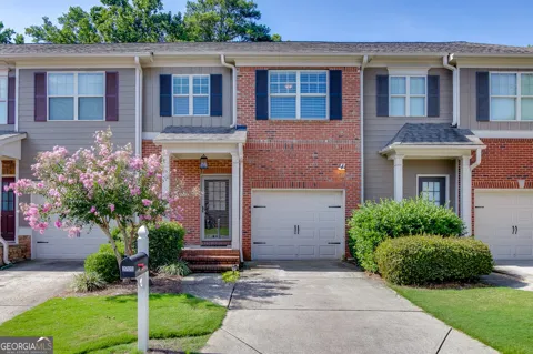 2725 Maple Park PL