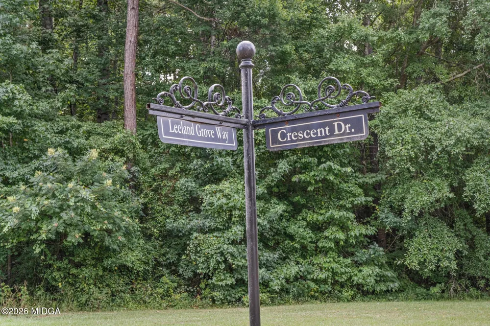 111 Crescent Drive Forsyth, GA 31029