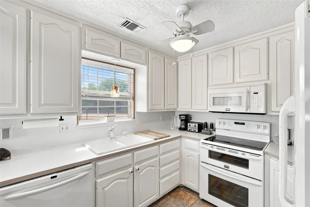 109 Yellowstone Drive Whitney, TX 76692
